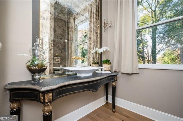 766 East Avenue, Madison, GA 30650