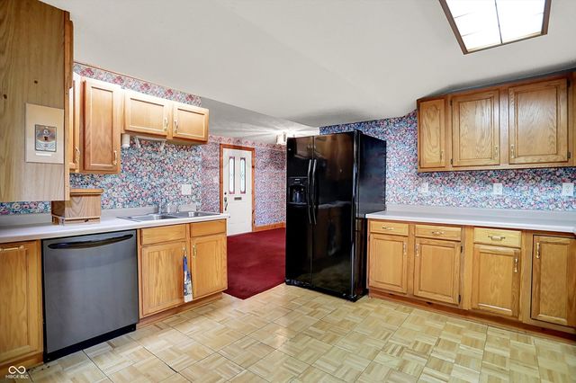 6430 E Southport Road, Indianapolis, IN 46237