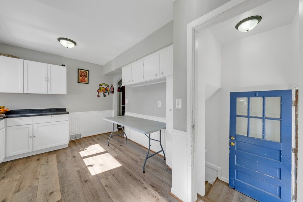 2205 52nd Street, Des Moines, IA 50310