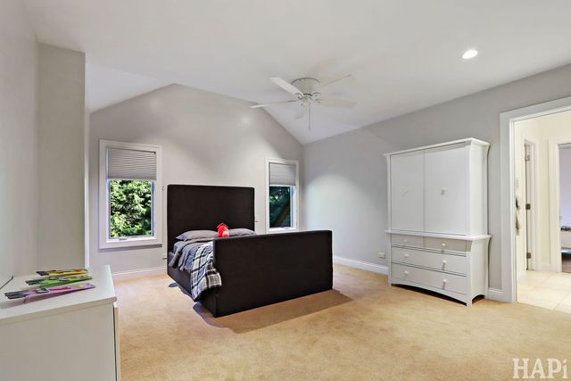 1425 Lee Road, Northbrook, IL 60062