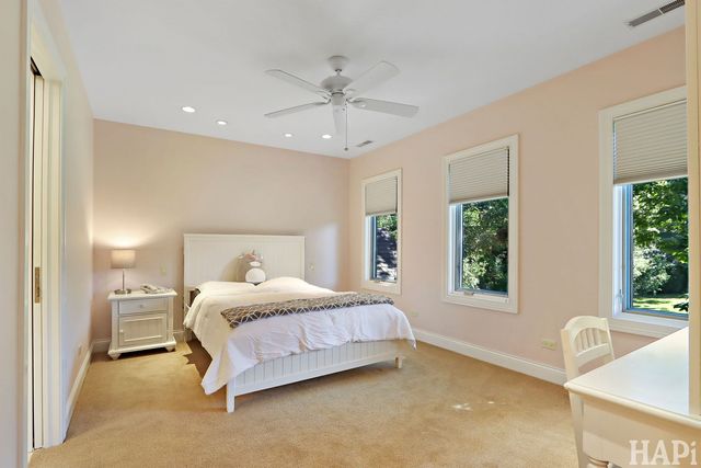 1425 Lee Road, Northbrook, IL 60062