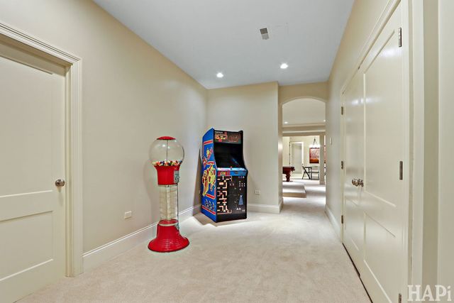 1425 Lee Road, Northbrook, IL 60062