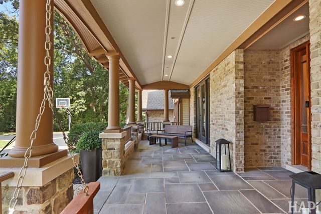 1425 Lee Road, Northbrook, IL 60062