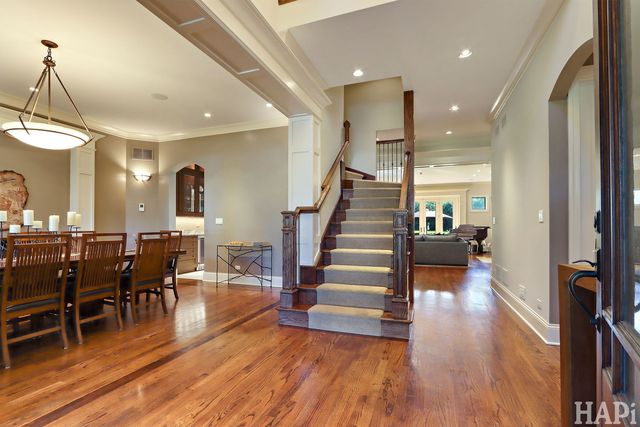 1425 Lee Road, Northbrook, IL 60062