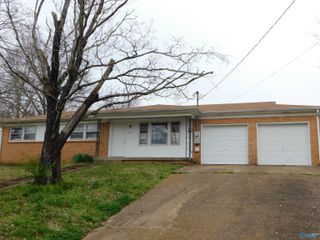 2519 Birchfield Street NW, Huntsville, AL 35810