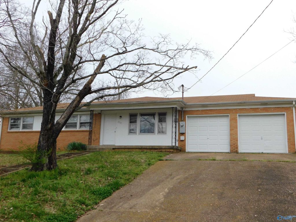 2519 Birchfield Street NW, Huntsville, AL 35810