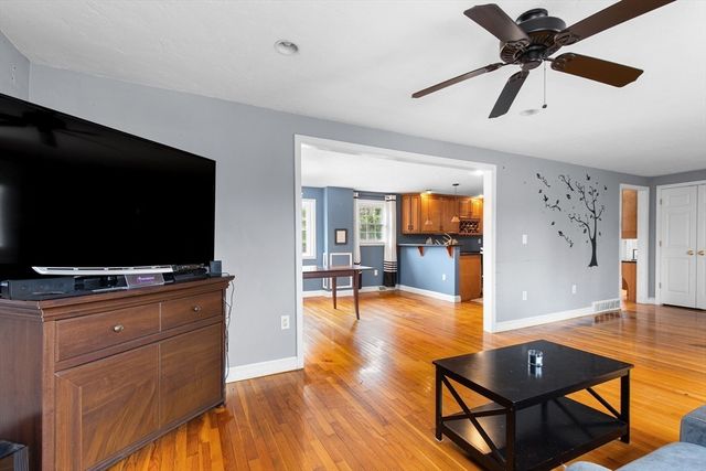 43 Apollo Rd, Whitman, MA 02382