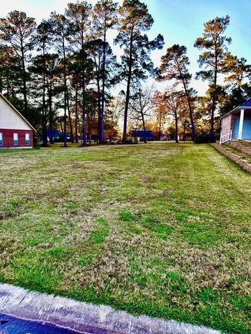 306 Sawgrass Circle, Lufkin, TX 75901