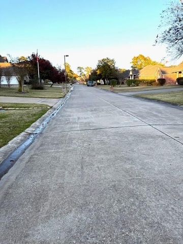 306 Sawgrass Circle, Lufkin, TX 75901