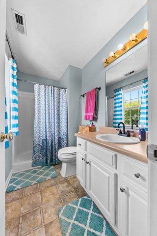 303 Borum Ave, Hohenwald, TN 38462