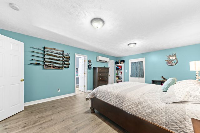 303 Borum Ave, Hohenwald, TN 38462