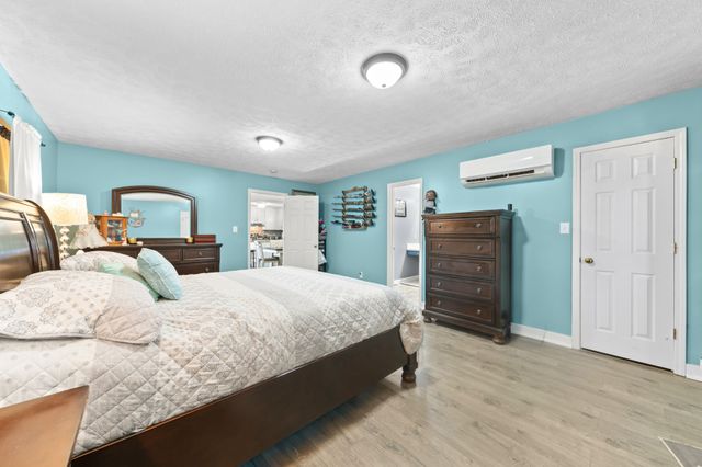 303 Borum Ave, Hohenwald, TN 38462