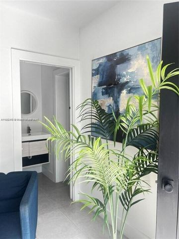 15 NW 52nd St, Miami, FL 33127