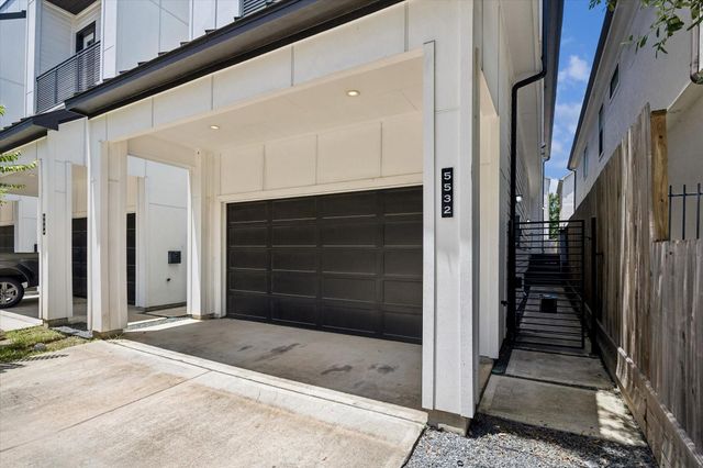 5532 Darling Street, Houston, TX 77007