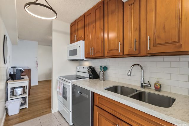 201 Ohua Avenue 3013, Honolulu, HI 96815