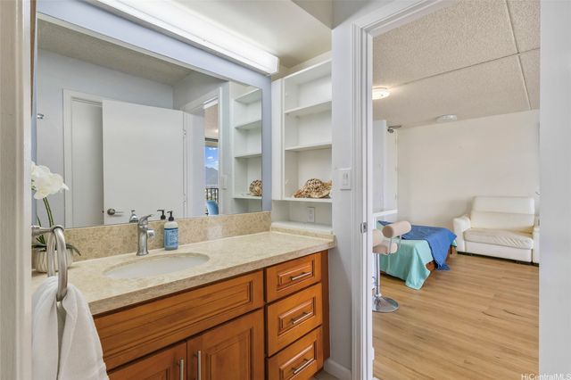 201 Ohua Avenue 3013, Honolulu, HI 96815