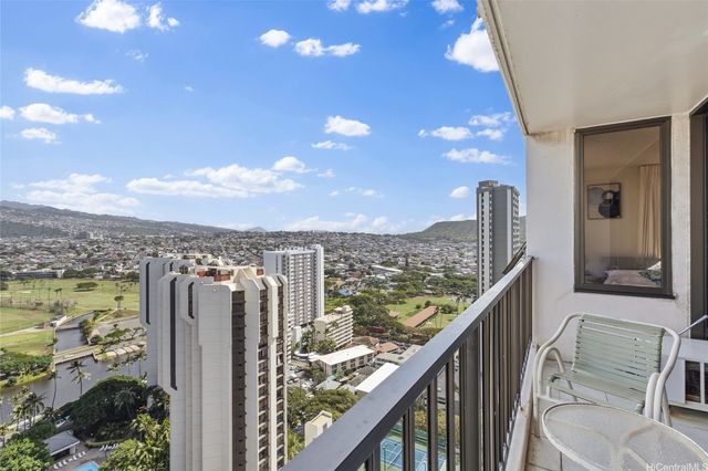 201 Ohua Avenue 3013, Honolulu, HI 96815