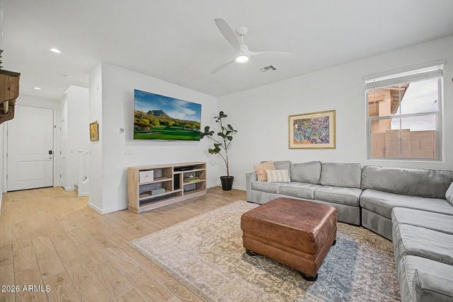 8609 E POSADA Avenue, Mesa, AZ 85212