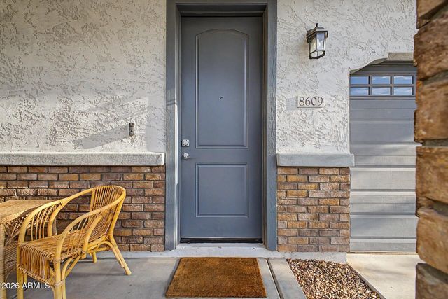 8609 E POSADA Avenue, Mesa, AZ 85212