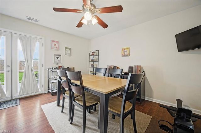 1038 Bryce LN, Virginia Beach, VA 23464