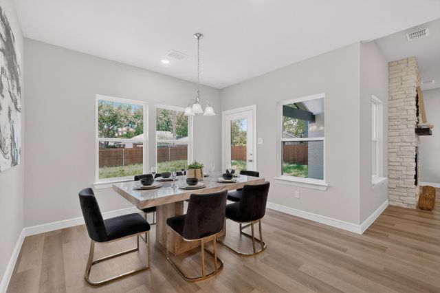 501 Pemberton Drive, White Settlement, TX 76108