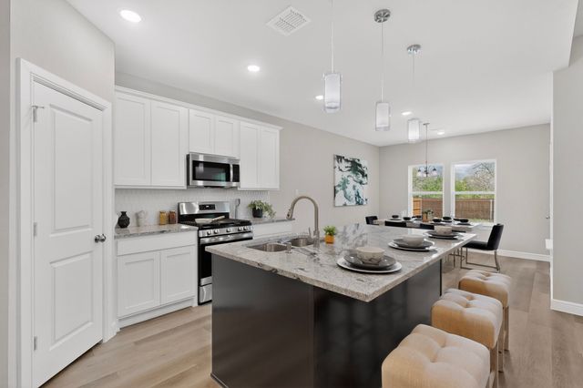 501 Pemberton Drive, White Settlement, TX 76108