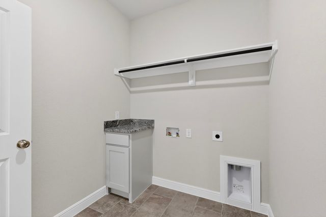 501 Pemberton Drive, White Settlement, TX 76108