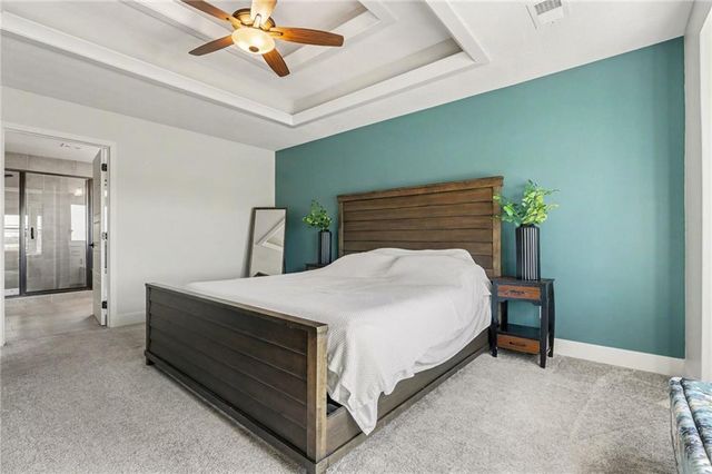 9111 N Cleveland Avenue, Kansas City, MO 64156