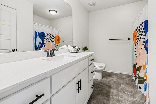 9111 N Cleveland Avenue, Kansas City, MO 64156