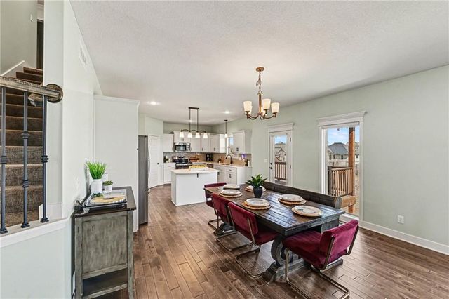 9111 N Cleveland Avenue, Kansas City, MO 64156