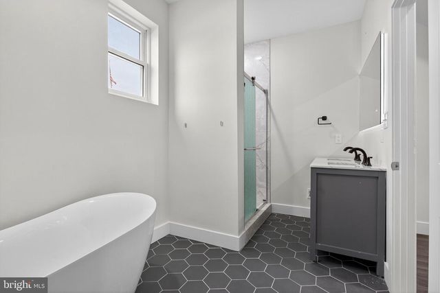 2407 W SEYBERT ST, Philadelphia, PA 19121