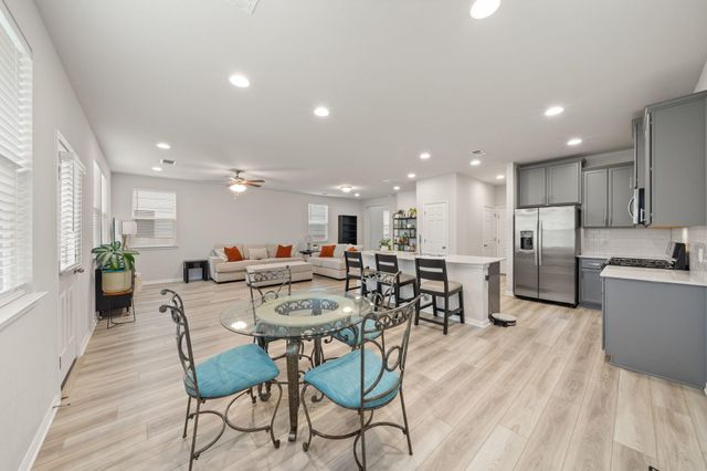 3200 College Park DR 135, Round Rock, TX 78665