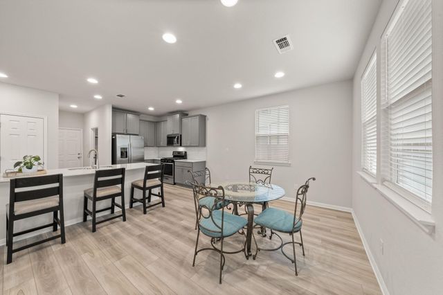 3200 College Park DR 135, Round Rock, TX 78665