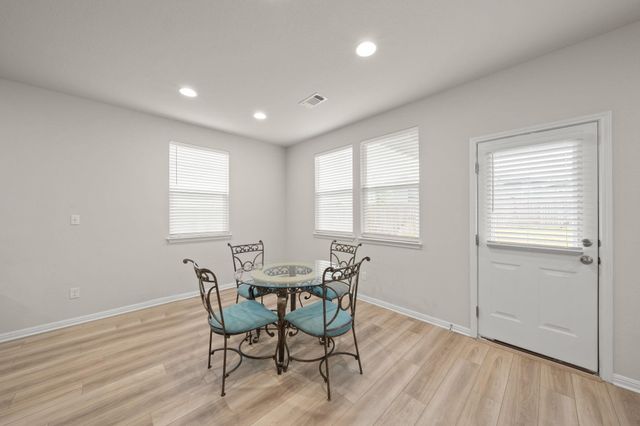 3200 College Park DR 135, Round Rock, TX 78665