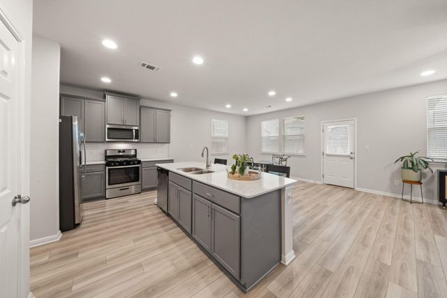 3200 College Park DR 135, Round Rock, TX 78665