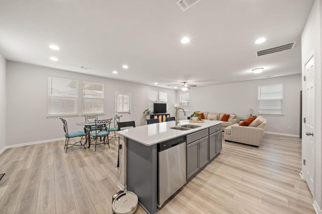 3200 College Park DR 135, Round Rock, TX 78665
