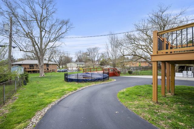 3398 Fraserdale Drive, Lexington, KY 40503