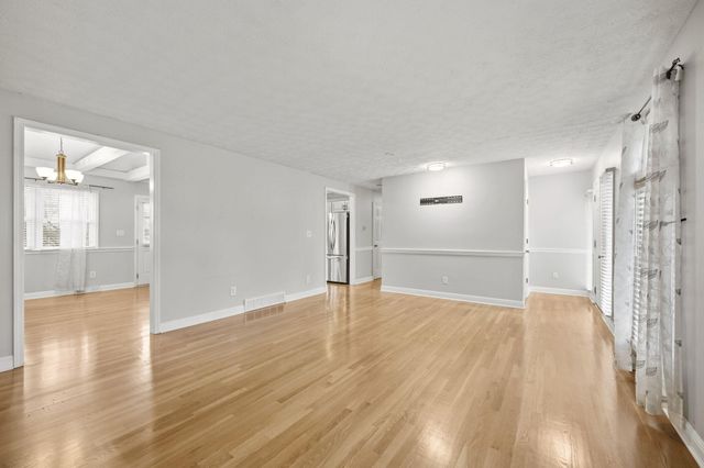 3398 Fraserdale Drive, Lexington, KY 40503