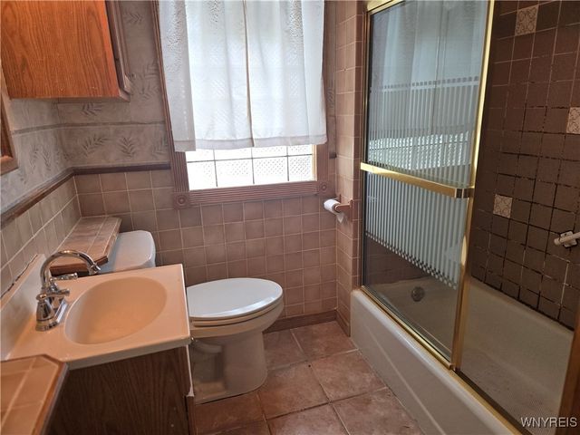 75 Eaglewood Avenue, Buffalo, NY 14220