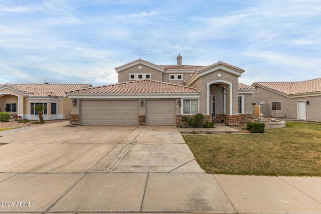 748 N SWAN Drive, Gilbert, AZ 85234
