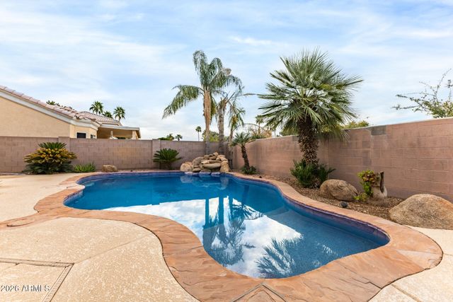 748 N SWAN Drive, Gilbert, AZ 85234