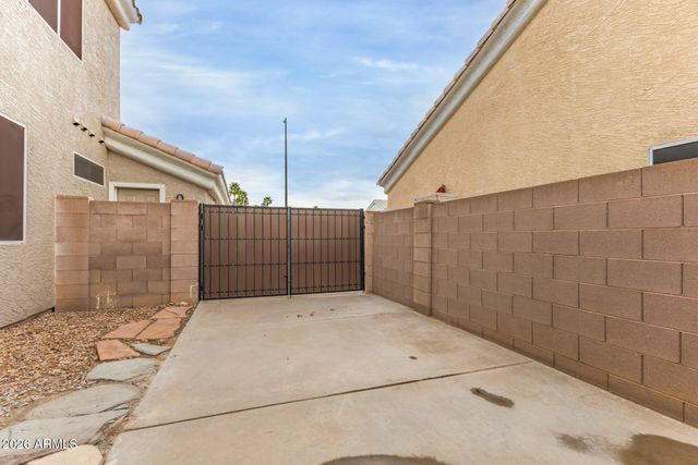 748 N SWAN Drive, Gilbert, AZ 85234