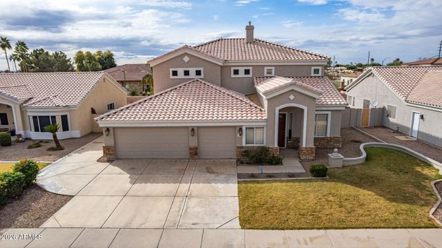 748 N SWAN Drive, Gilbert, AZ 85234