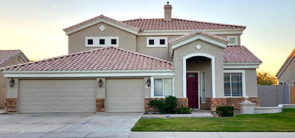 748 N SWAN Drive, Gilbert, AZ 85234