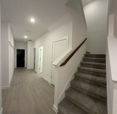 4715 Bay Vista Drive, Baytown, TX 77523