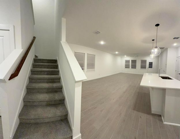 4715 Bay Vista Drive, Baytown, TX 77523