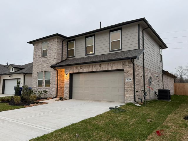 4715 Bay Vista Drive, Baytown, TX 77523