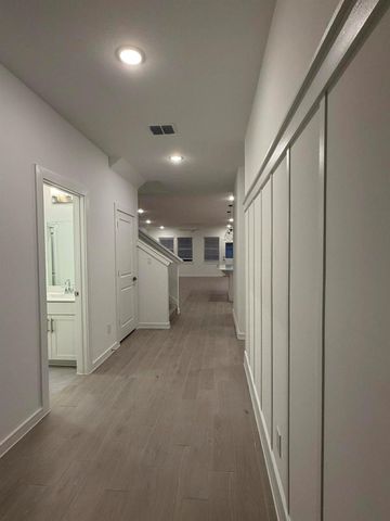 4715 Bay Vista Drive, Baytown, TX 77523