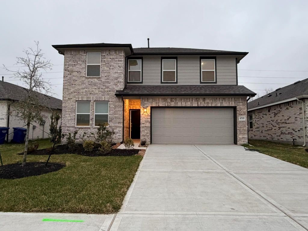 4715 Bay Vista Drive, Baytown, TX 77523