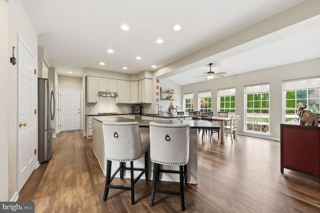 345 WOODCREST RD, West Grove, PA 19390